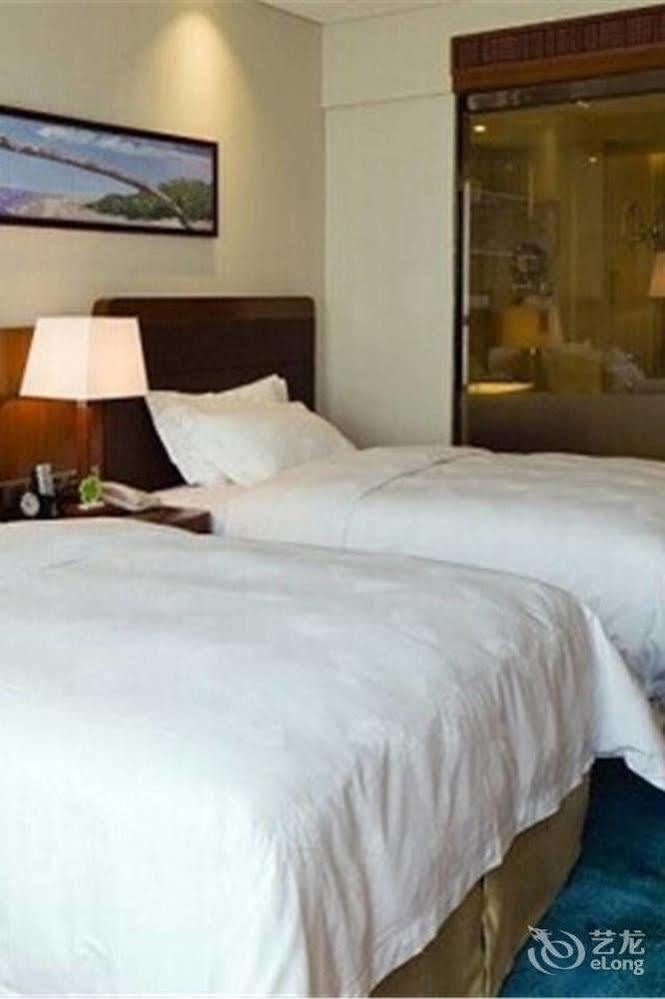Bavaria City Hotel Beihai Zewnętrze zdjęcie